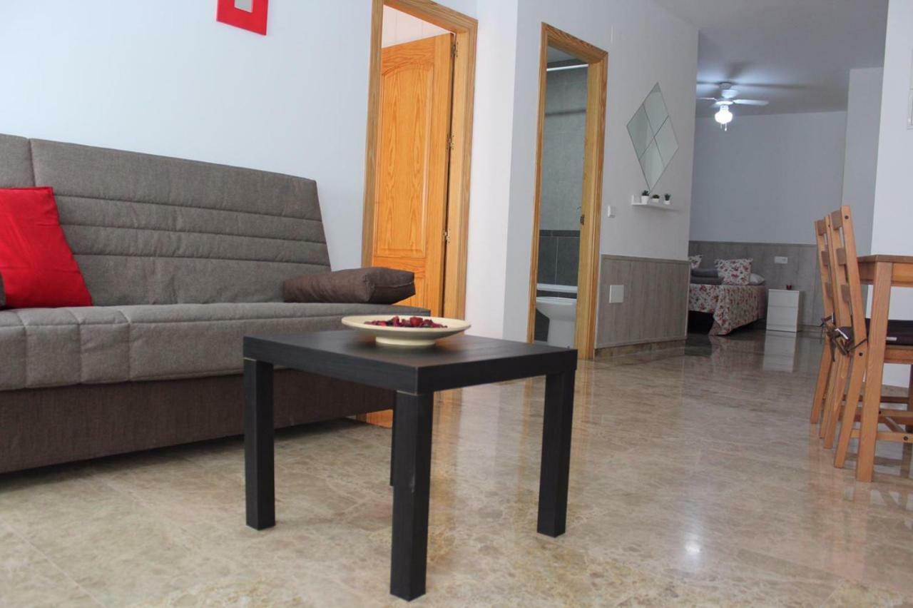 Amazing And Clean Studio Very Close To City Center Malaga Luaran gambar